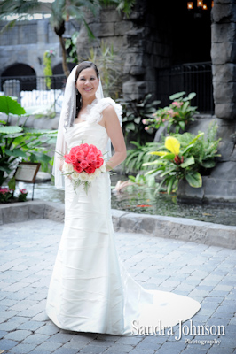 Best Gaylord Palms Wedding photographer, Orlando - Sandra Johnson (SJFoto.com)